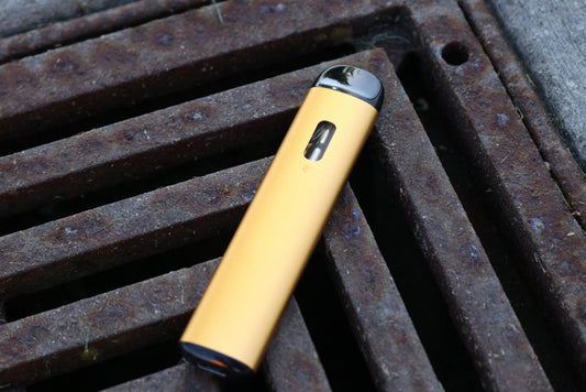 The Evolution of Disposable Vapes: From Cigalikes to Advanced Devices